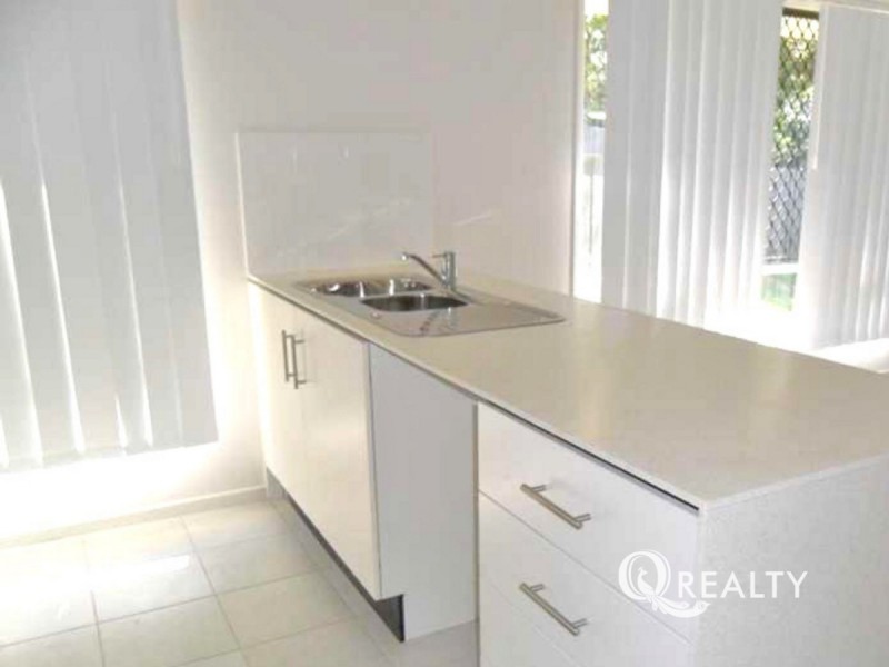 33 Conway Street, Riverview QLD 4303