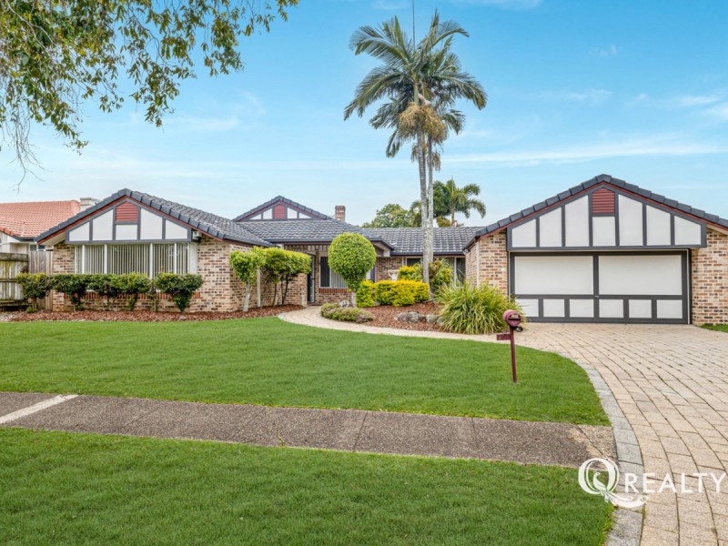8 Azalea Crescent, Calamvale QLD 4116