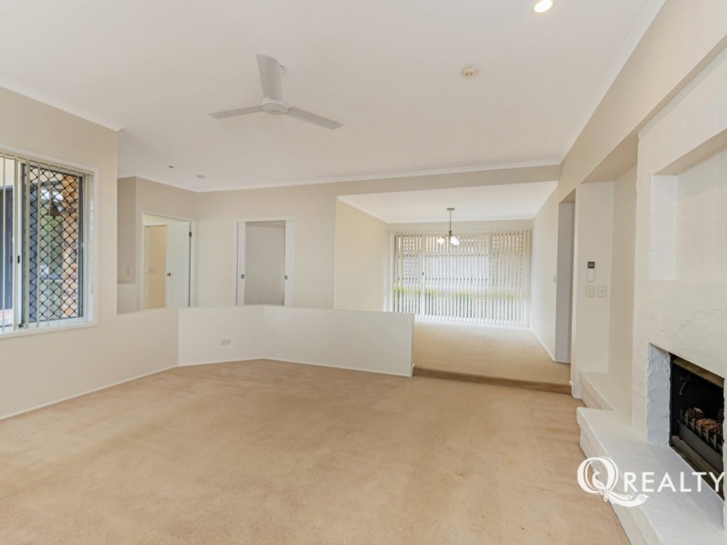 8 Azalea Crescent, Calamvale QLD 4116