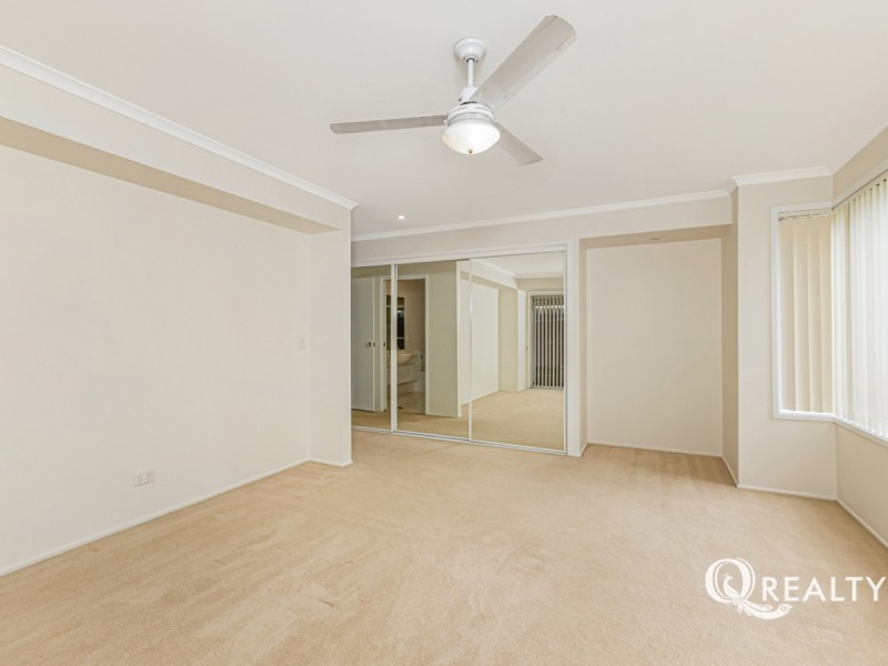 8 Azalea Crescent, Calamvale QLD 4116