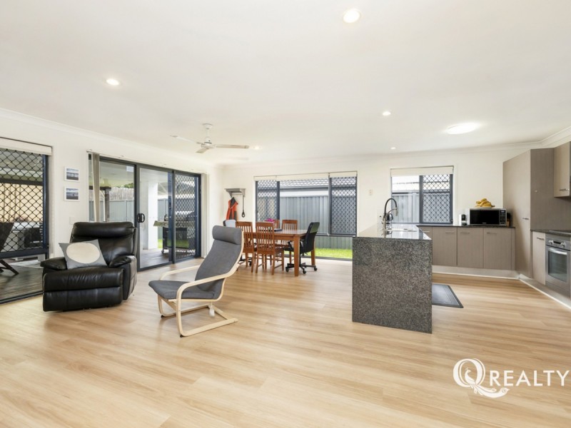 19 Watheroo Place, Parkinson QLD 4115