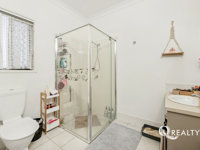 8 Jared Court, Yamanto QLD 4305