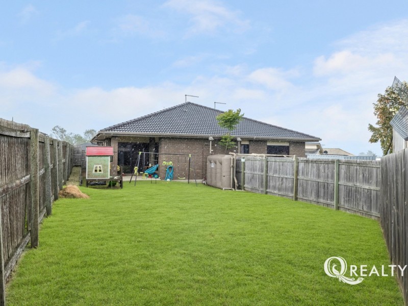 8 Jared Court, Yamanto QLD 4305
