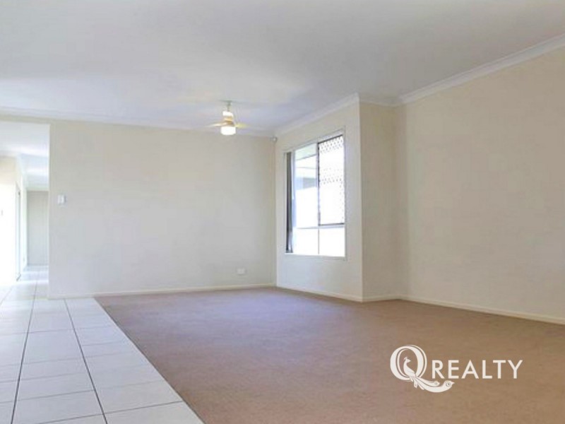 12 Iris Court, Yamanto QLD 4305