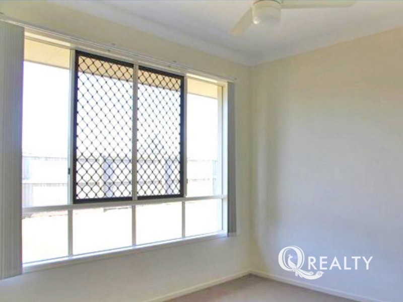 12 Iris Court, Yamanto QLD 4305