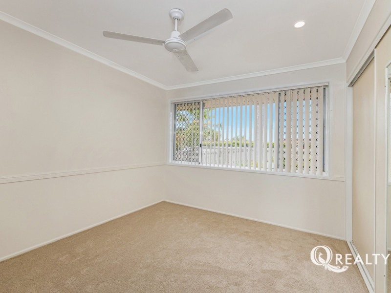 .8 Azalea Crescent, Calamvale QLD 4116