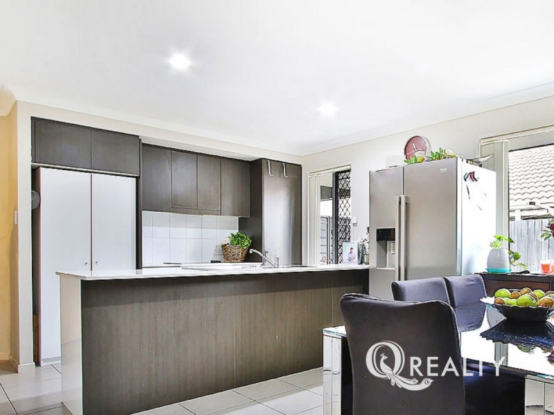 19 Acacia Street, Heathwood QLD 4110