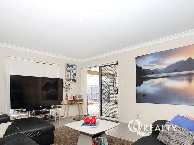 19 Acacia Street, Heathwood QLD 4110