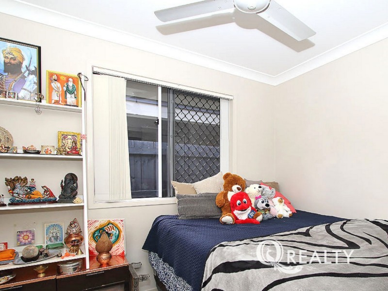 19 Acacia Street, Heathwood QLD 4110