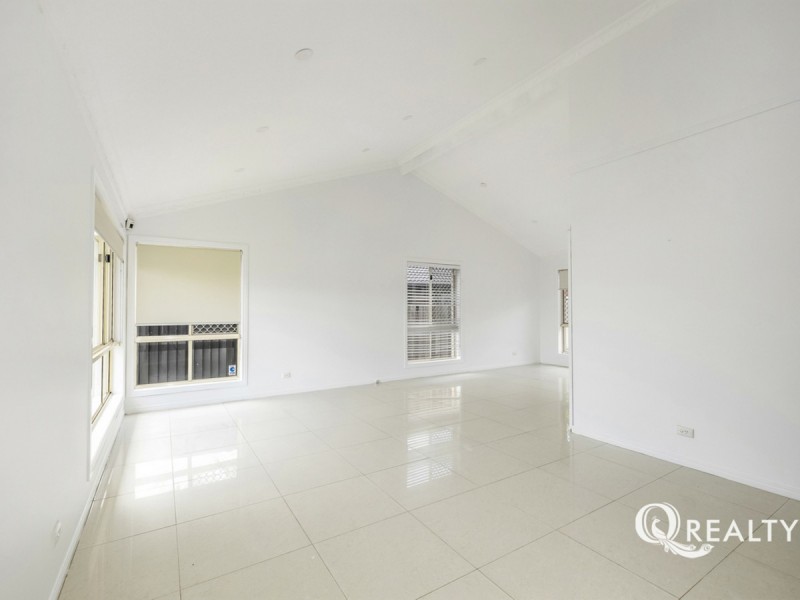 22 Hoover Court, Stretton QLD 4116