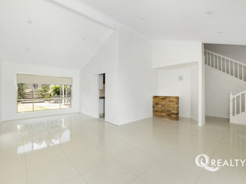 22 Hoover Court, Stretton QLD 4116