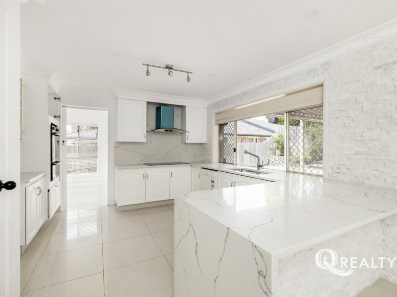 22 Hoover Court, Stretton QLD 4116