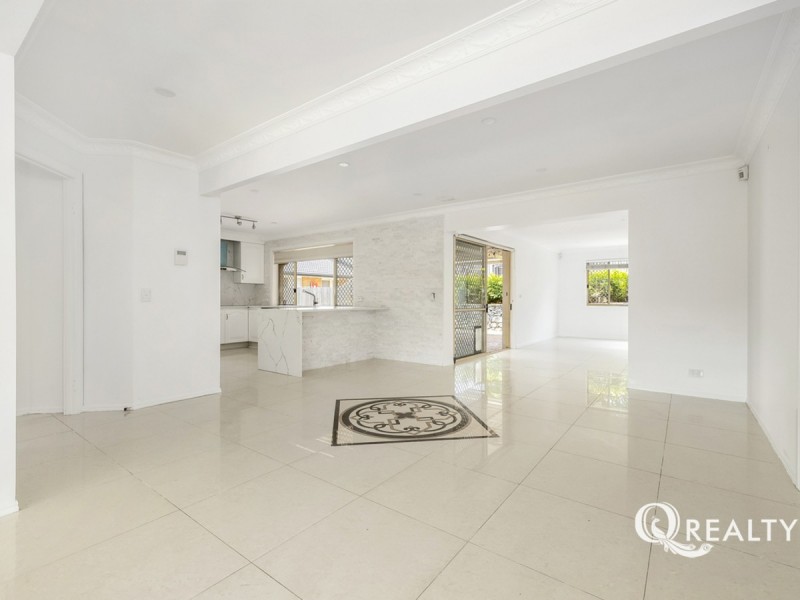 22 Hoover Court, Stretton QLD 4116