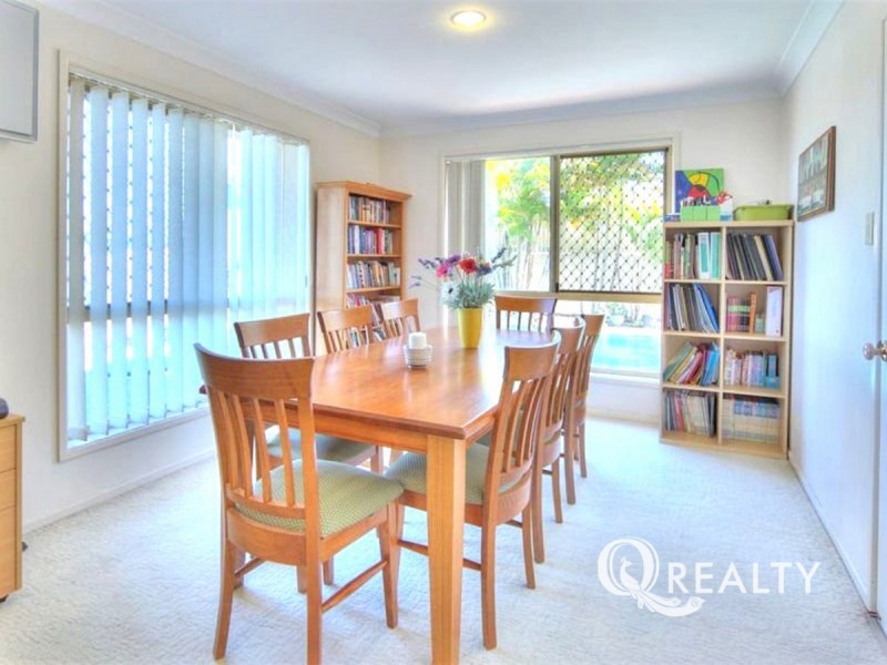 5 Elberta Street, Macgregor QLD 4109