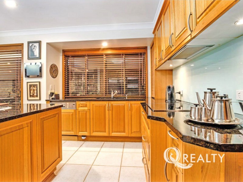 702 Musgrave Road, Robertson QLD 4109