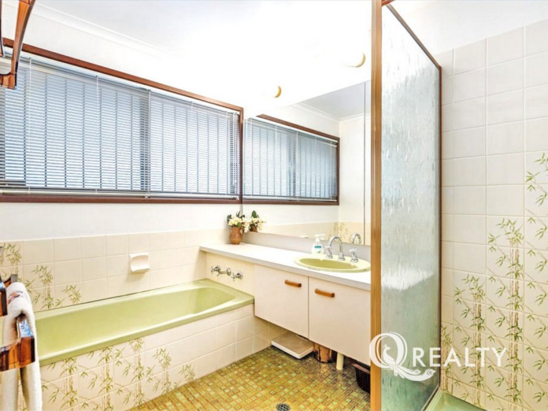 702 Musgrave Road, Robertson QLD 4109