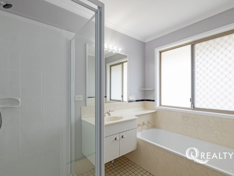 11 Clifton Crescent, Durack QLD 4077