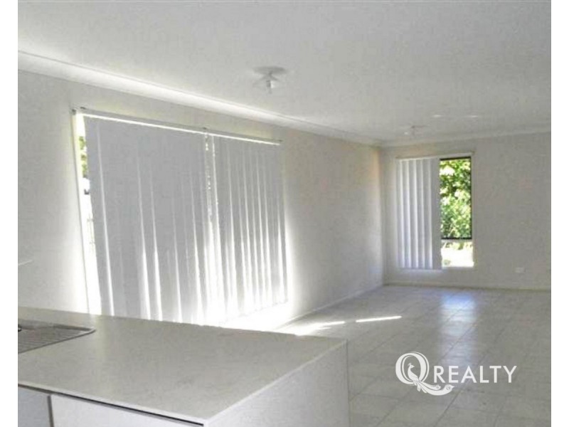 33 Conway Street, Riverview QLD 4303