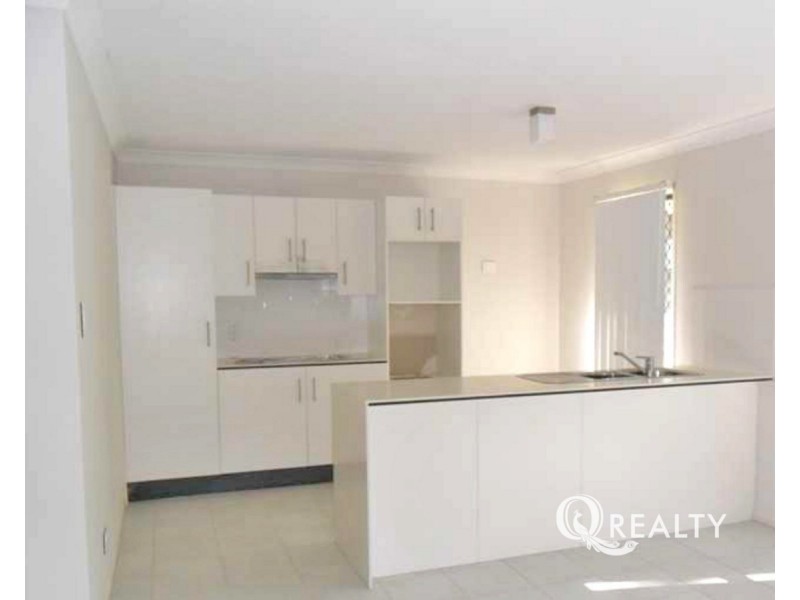 33 Conway Street, Riverview QLD 4303