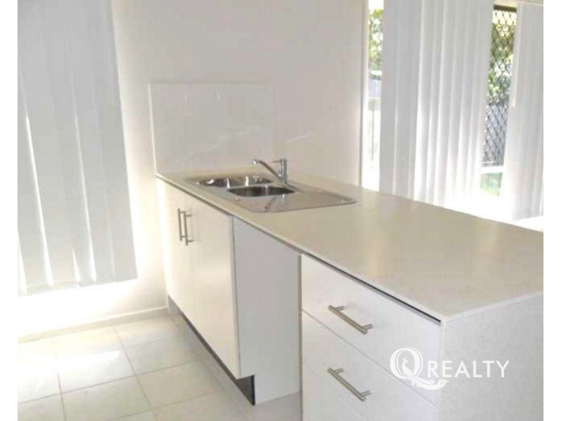 33 Conway Street, Riverview QLD 4303