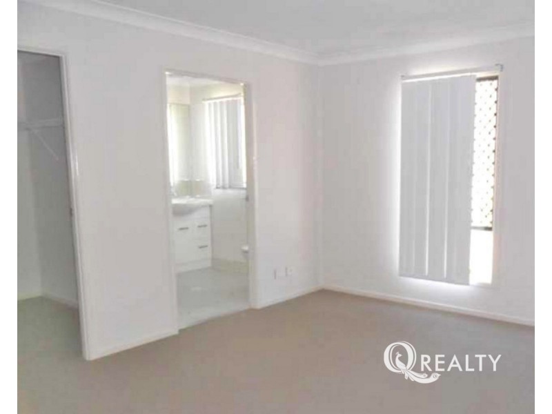 33 Conway Street, Riverview QLD 4303