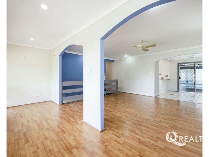 6 Putnam Street, Wishart QLD 4122