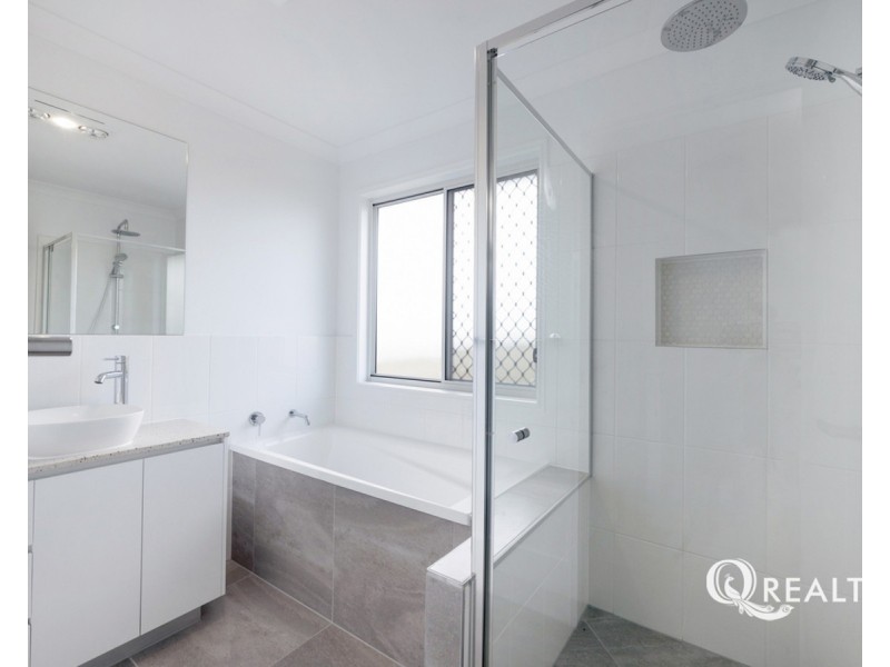 6 Raboki Crescent, Logan Reserve QLD 4133
