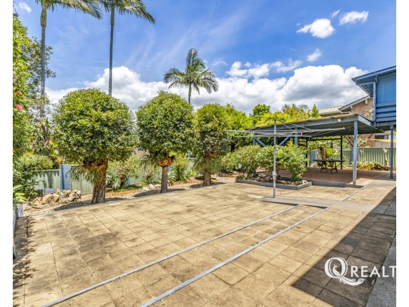 .6 Putnam Street, Wishart QLD 4122