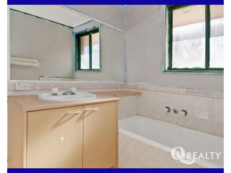 4 Anthony Street, Eagleby QLD 4207