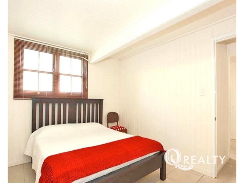 .28 Taylor Street, Woolloongabba QLD 4102