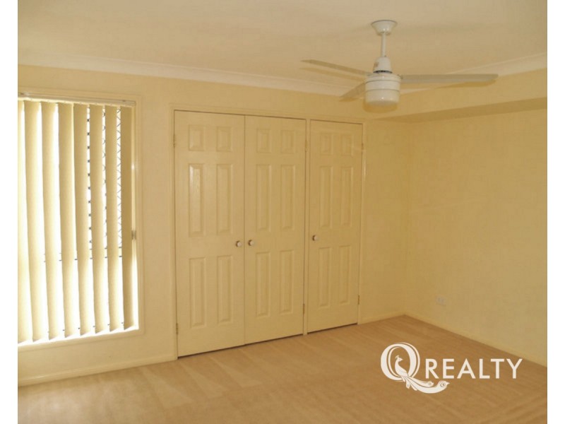 24 Kathleen Place, Yamanto QLD 4305