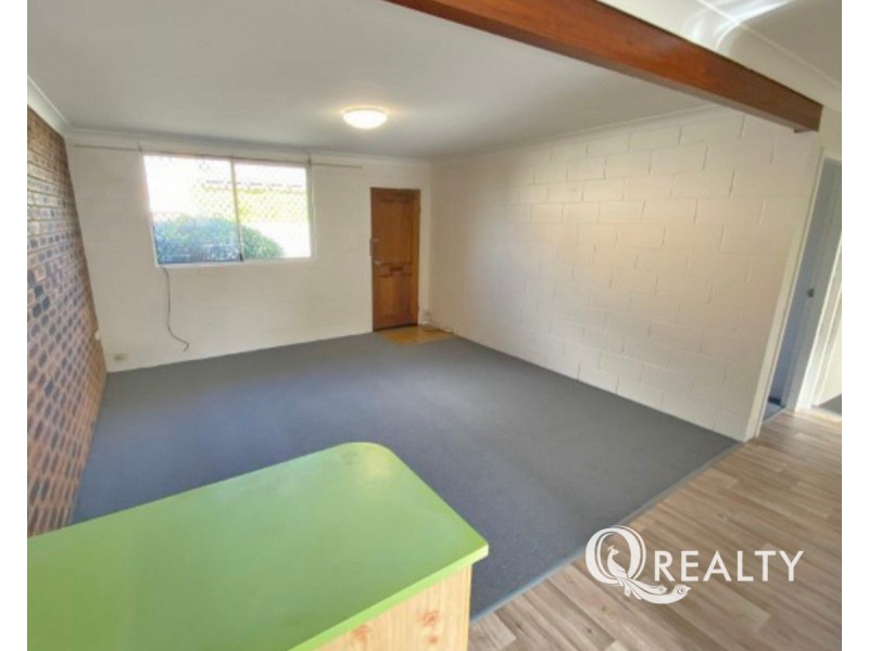 2/42 Defiance Road, Logan Central QLD 4114