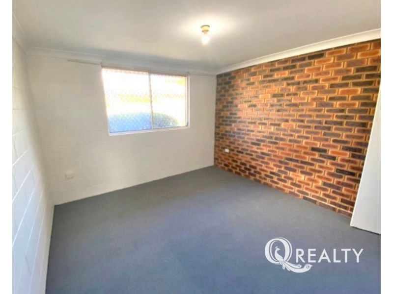 2/42 Defiance Road, Logan Central QLD 4114