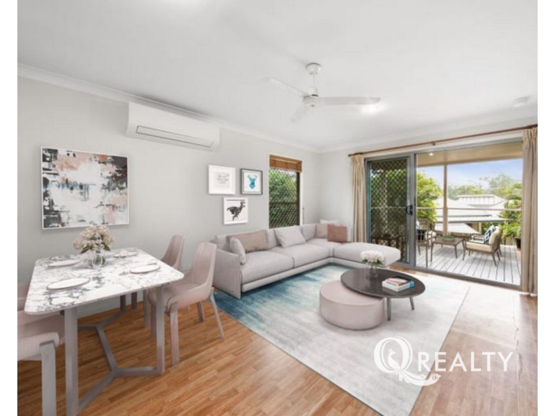 61 Creekside Drive, Springfield Lakes QLD 4300