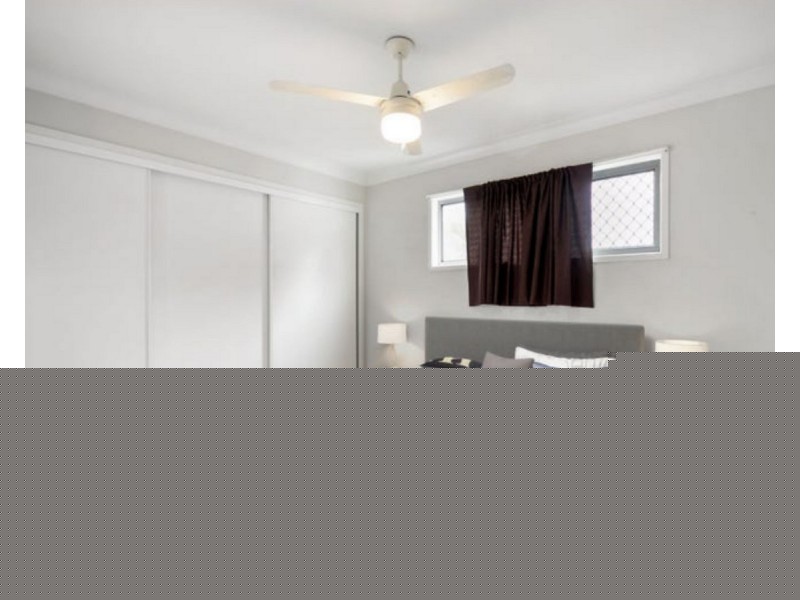 61 Creekside Drive, Springfield Lakes QLD 4300