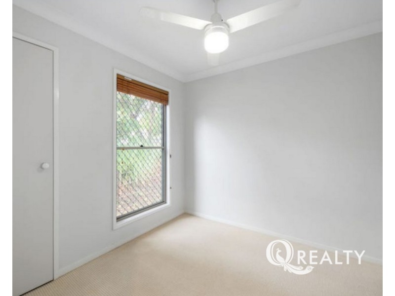 61 Creekside Drive, Springfield Lakes QLD 4300