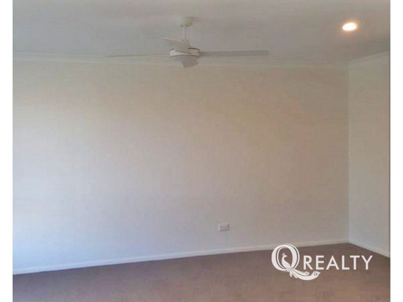 19 Khoo Place, Calamvale QLD 4116