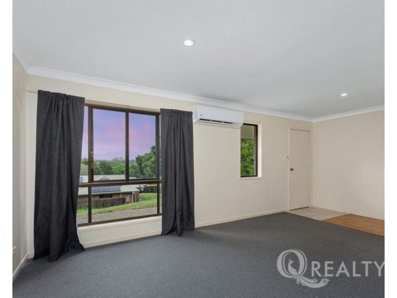 7 Henry Samuel Drive, Redbank Plains QLD 4301