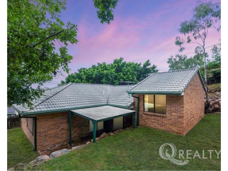 7 Henry Samuel Drive, Redbank Plains QLD 4301