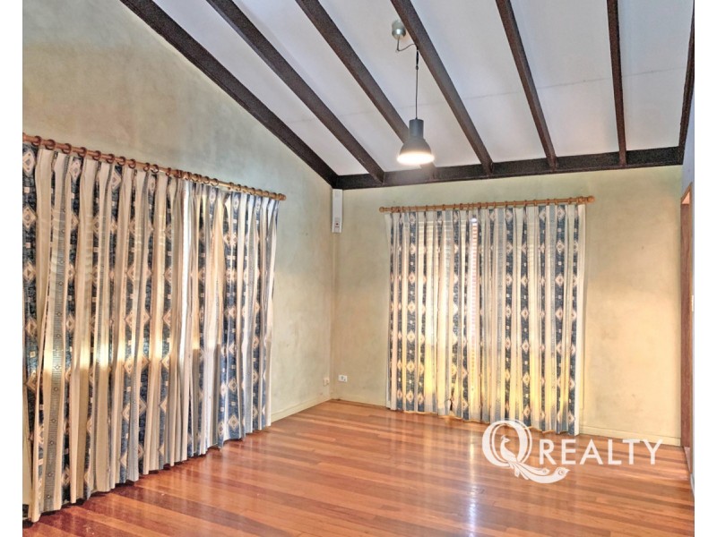 25 Camelia Avenue, Logan Central QLD 4114