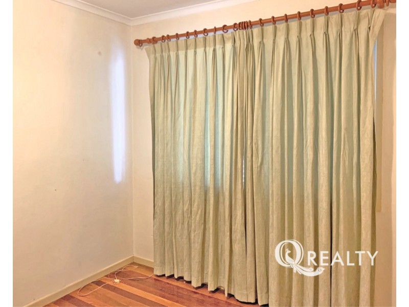 25 Camelia Avenue, Logan Central QLD 4114