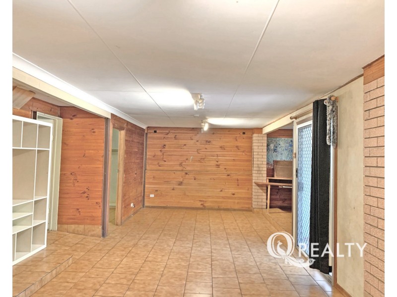 25 Camelia Avenue, Logan Central QLD 4114