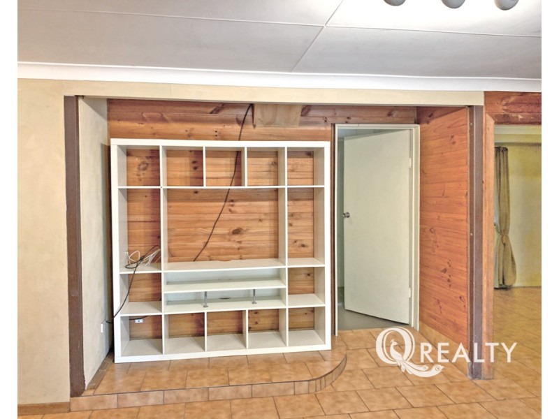 25 Camelia Avenue, Logan Central QLD 4114