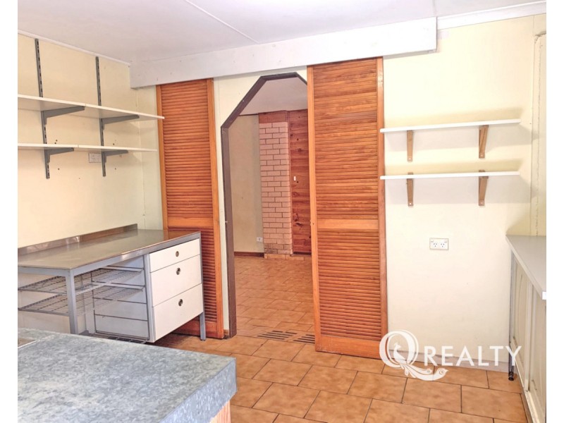 25 Camelia Avenue, Logan Central QLD 4114