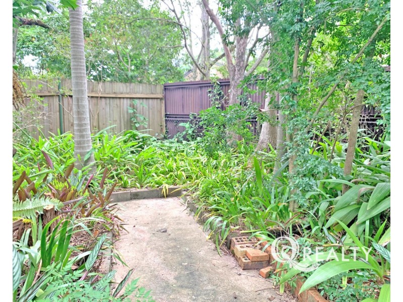 25 Camelia Avenue, Logan Central QLD 4114