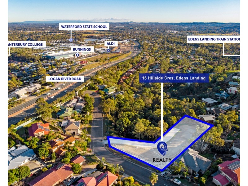 18 Hillside Crescent, Edens Landing QLD 4207