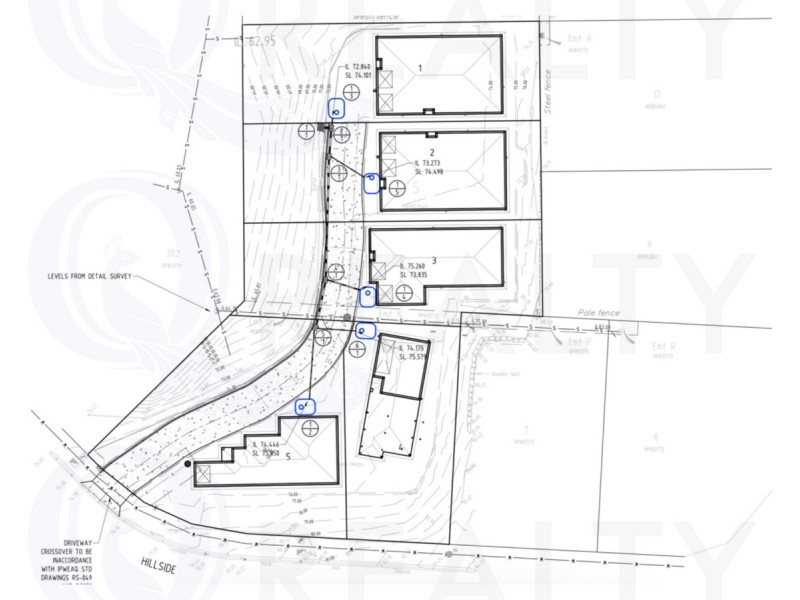 18 Hillside Crescent, Edens Landing QLD 4207
