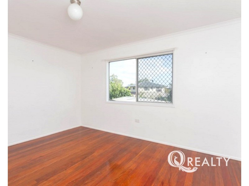 5 Franke Court, Kingston QLD 4114