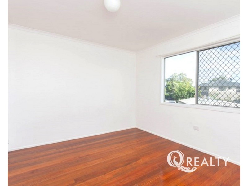 5 Franke Court, Kingston QLD 4114