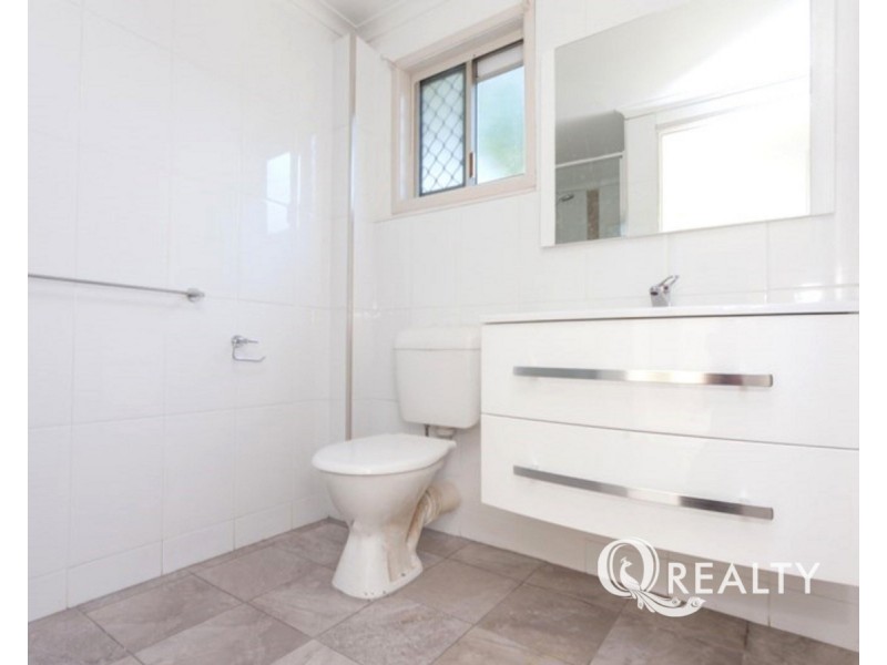 5 Franke Court, Kingston QLD 4114
